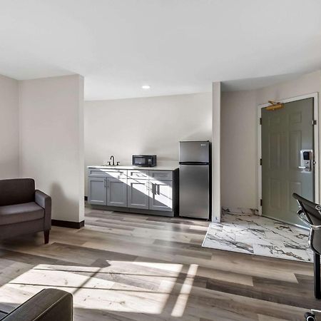 Quality Inn & Suites Columbia Harbison Екстер'єр фото