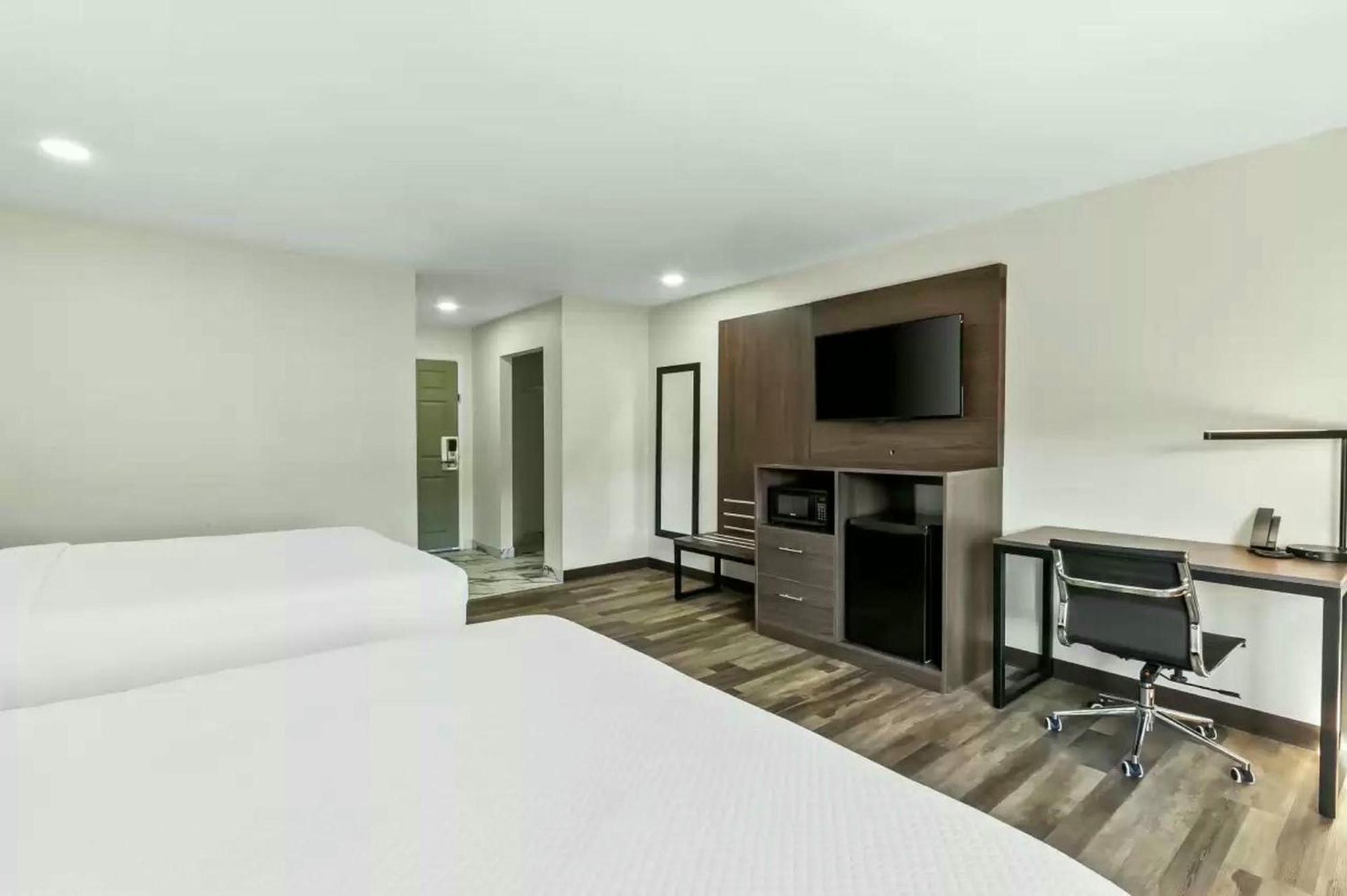 Quality Inn & Suites Columbia Harbison Екстер'єр фото