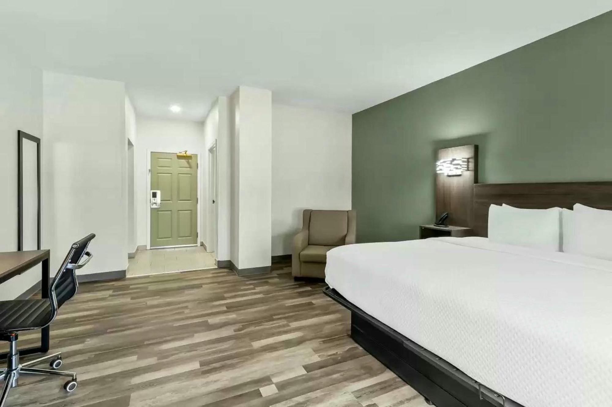 Quality Inn & Suites Columbia Harbison Екстер'єр фото