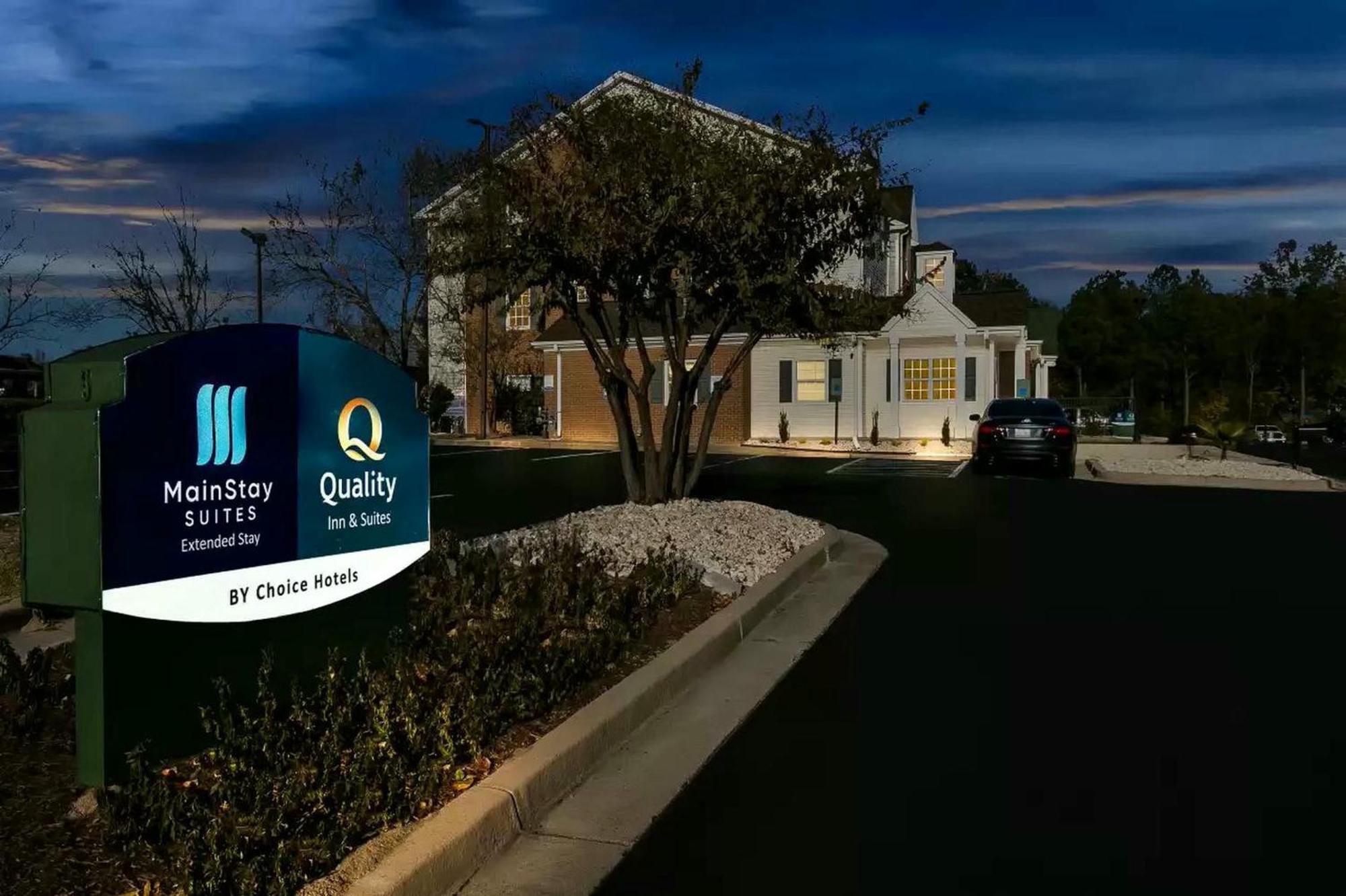 Quality Inn & Suites Columbia Harbison Екстер'єр фото