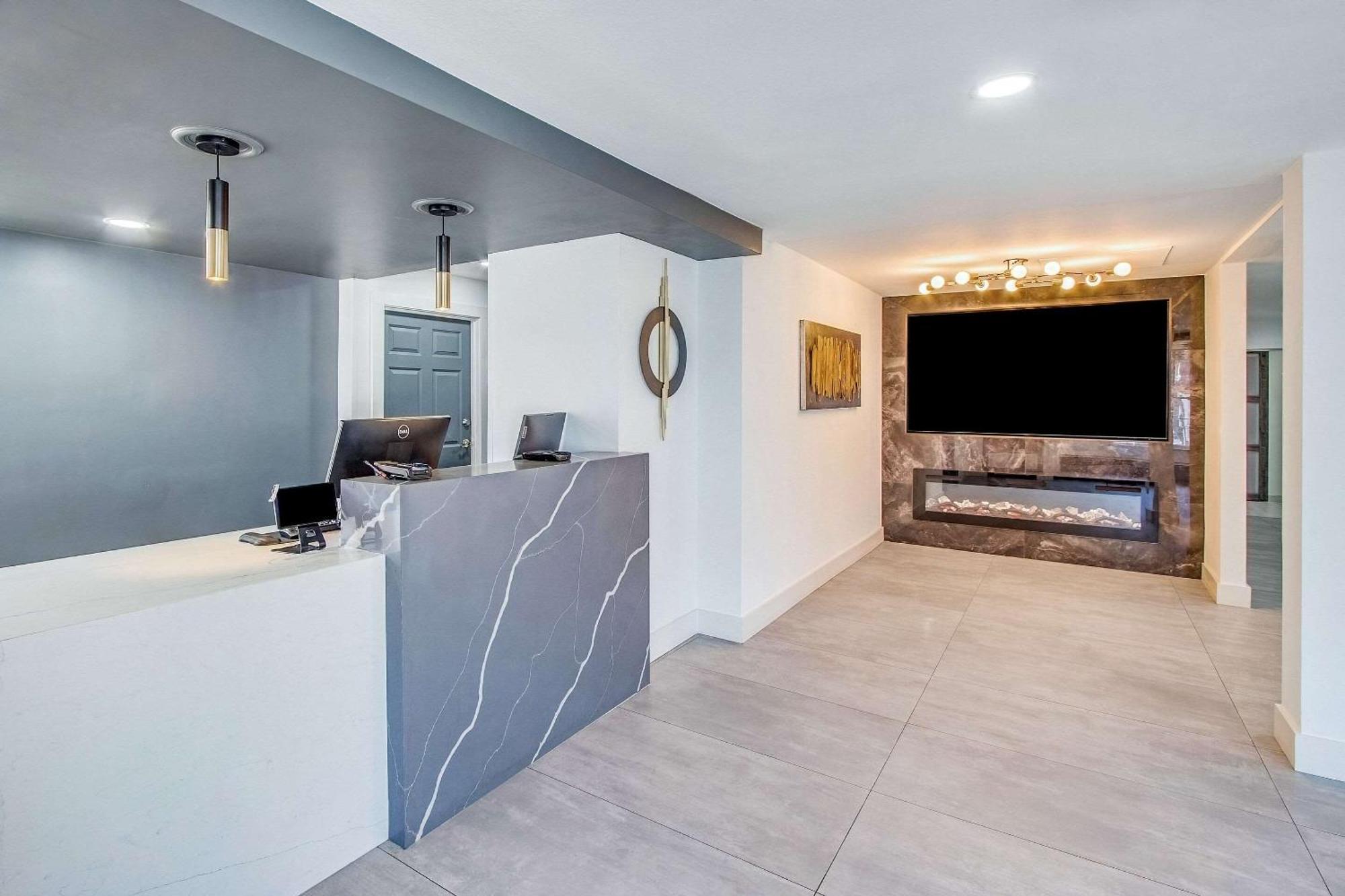 Quality Inn & Suites Columbia Harbison Екстер'єр фото